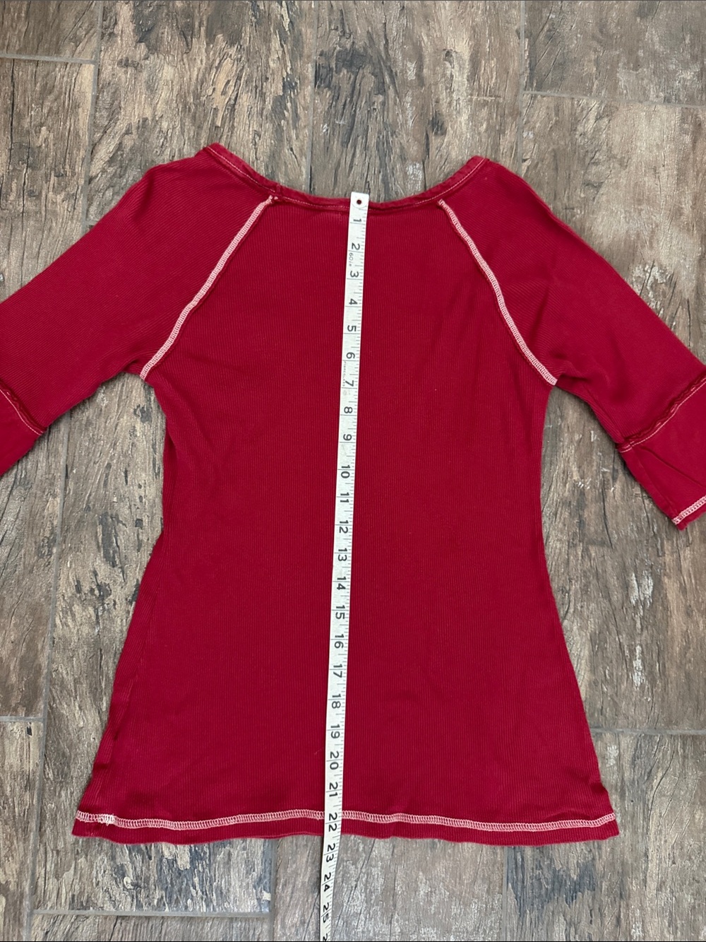💕 SO Women's Red Short-Sleeve Ribbed Tee ✨ - Picture 11 of 11